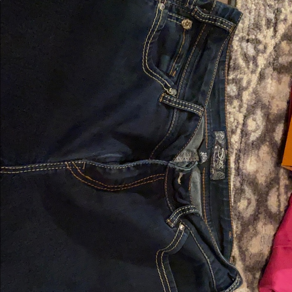 Dark blue “Silver” jeans skinny legs